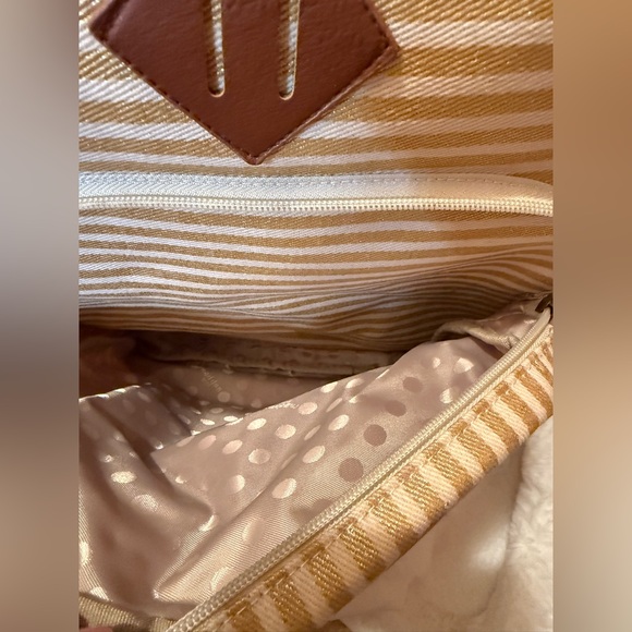 NWT Madden Girl Gold Stripe Backpack - Picture 3 of 6